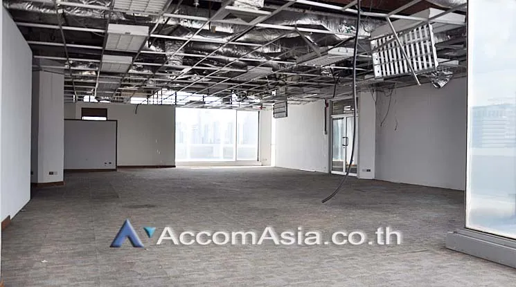unit Office space For Rent in Ploenchit, Bangkok  near MRT Lumphini (AA15862)